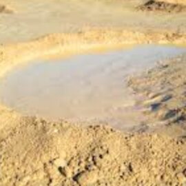 احداث هلالی آبگیر در ۳۰۰ هکتار مرتع چشمه سرخ رفسنجان